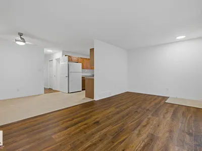11120 132 ST NW photo 6
