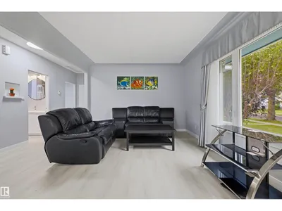 13024 SHERBROOKE AV NW photo 12