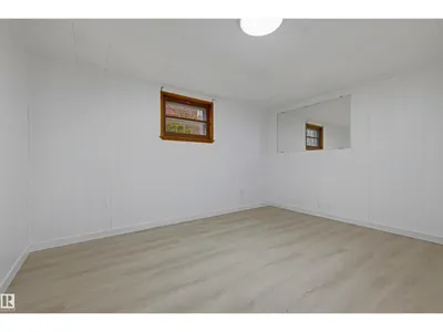 13024 SHERBROOKE AV NW photo 33