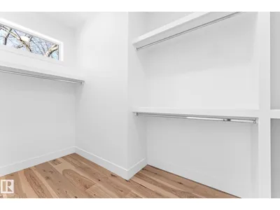 11021 132 ST NW photo 17