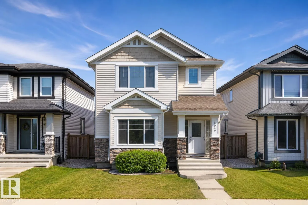 16040 11 AV SW exterior