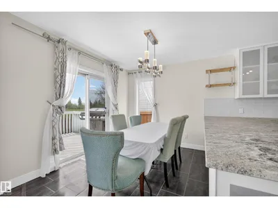 11827 8 AV NW photo 14