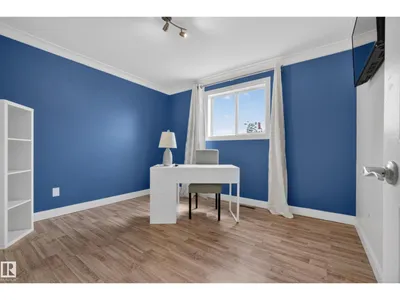 11827 8 AV NW photo 27