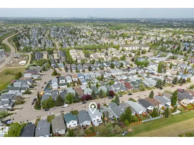 11827 8 AV NW photo 43