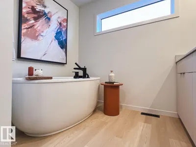 22616 85 AV NW photo 11
