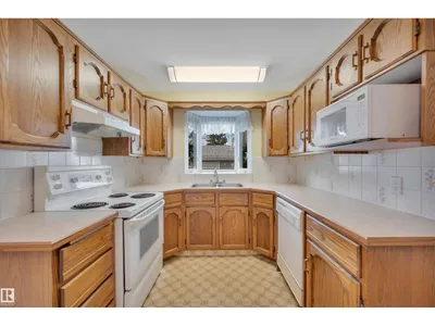 66 MEADOWBROOK RD photo 18