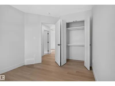 18707 130 ST NW photo 34