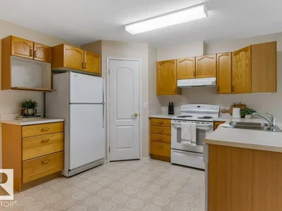#157 13441 127 ST NW photo 5