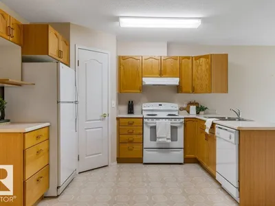 #157 13441 127 ST NW photo 6