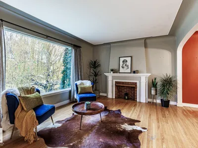 11704 110A AV NW photo 14