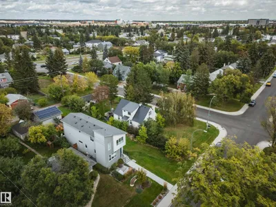 11704 110A AV NW photo 65