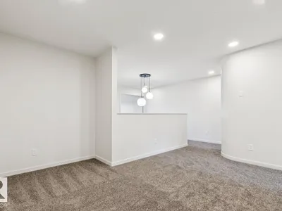 424 30 ST SW photo 44