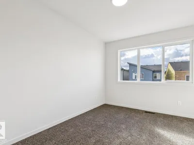 424 30 ST SW photo 38