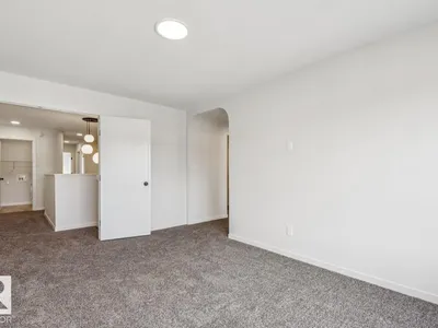 424 30 ST SW photo 25