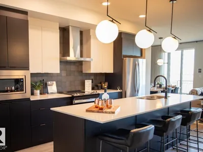 8331 224 ST NW photo 4