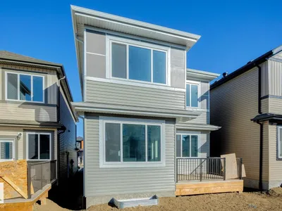 3601 42 AV photo 44