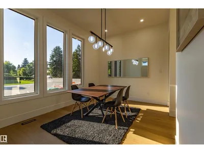 5139 123 ST NW photo 4