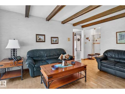 18132 78 AV NW photo 21