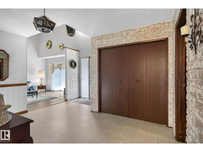 18132 78 AV NW photo 25