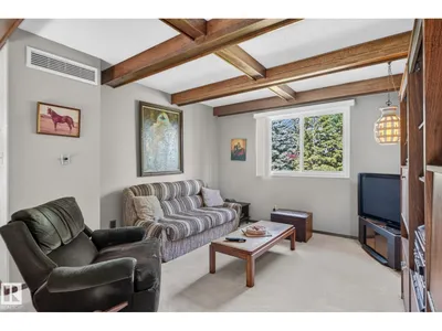 18132 78 AV NW photo 26
