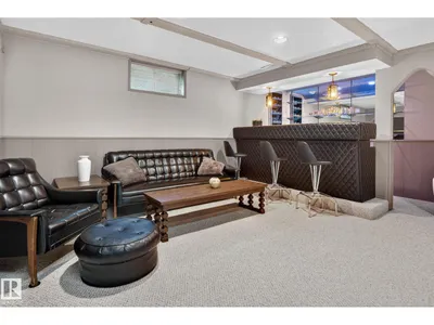 18132 78 AV NW photo 52