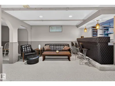18132 78 AV NW photo 55