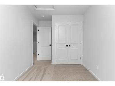 18844 28 AV NW photo 22