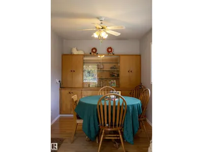 10428 68 AV NW photo 13