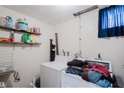 10924 35A AV NW photo 48