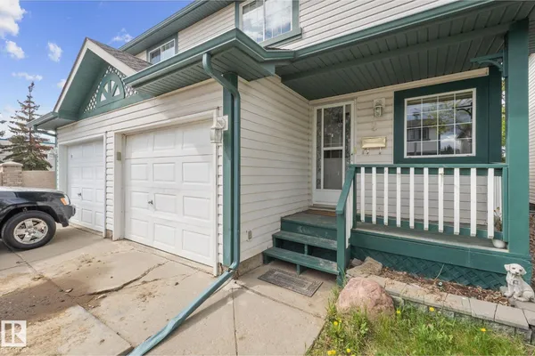 #2 15215 126 ST NW photo 3