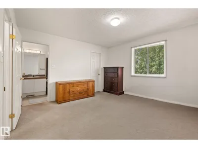 #2 15215 126 ST NW photo 33