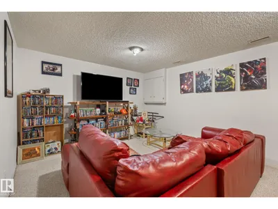 #2 15215 126 ST NW photo 39