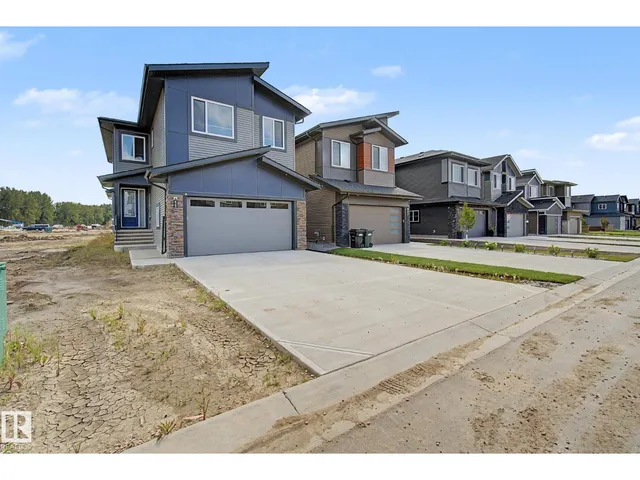 11 PIERWYCK LO, Spruce Grove