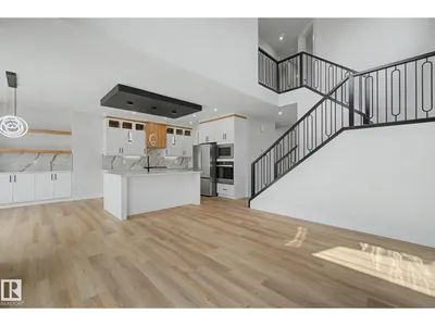 11 PIERWYCK LO photo 6