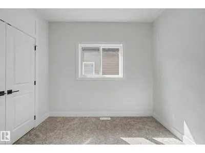 11 PIERWYCK LO photo 32