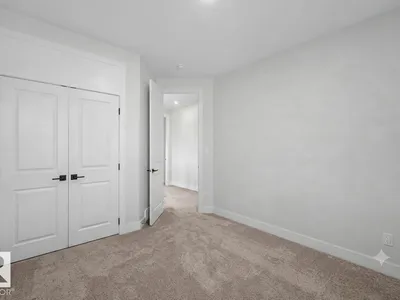 11 PIERWYCK LO photo 34