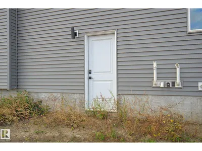 11 PIERWYCK LO photo 42