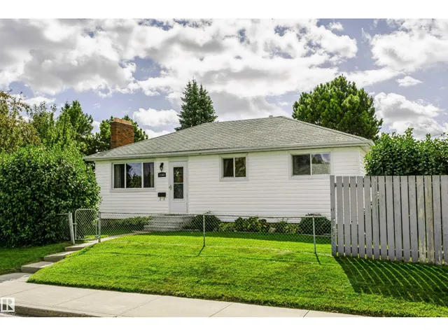 13503 135 AV NW, Edmonton