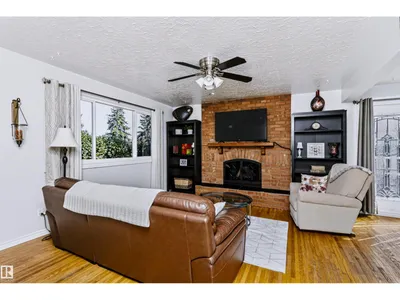 13503 135 AV NW photo 6