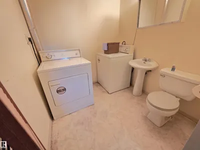 10438 147 ST NW photo 11
