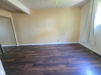 10438 147 ST NW photo 5