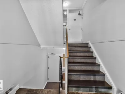 #402 10625 83 AV NW photo 23