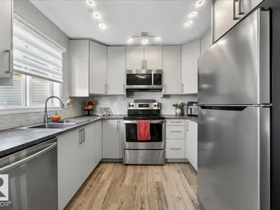 21339 91 AV NW photo 14