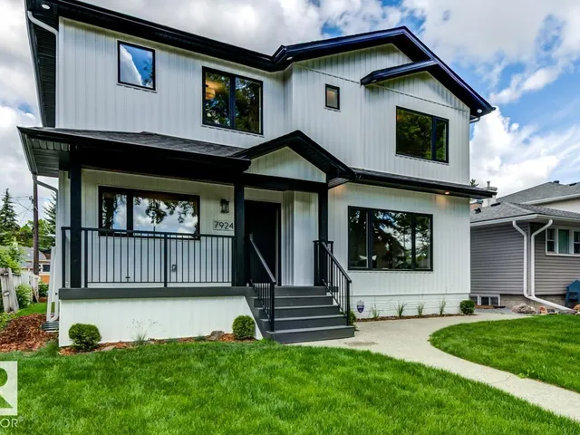 7924 92 AV NW, Edmonton