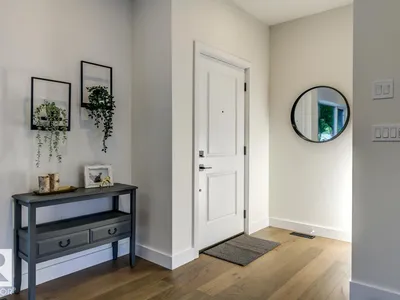 7924 92 AV NW photo 10