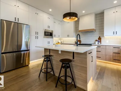 7924 92 AV NW photo 19