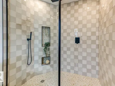 7924 92 AV NW photo 52