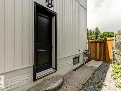 7924 92 AV NW photo 69