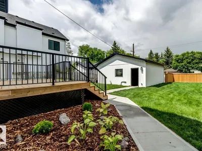 7924 92 AV NW photo 70