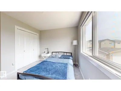 607 31 AV NW photo 35